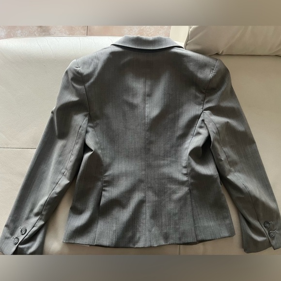 Theory Wool Grey Blazer - Picture 2 of 6